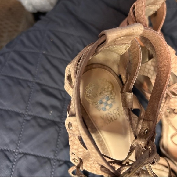 Vince Camuto Nude Snakeskin Gladiator Heels | Lace-Up Strappy Sandals Size 8.5 - Picture 7 of 9